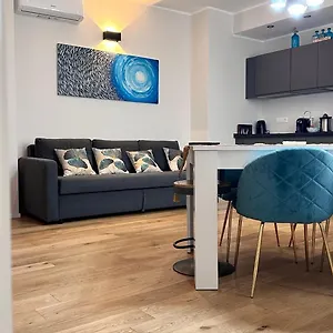 Centro Storico Caruggi 2min Acquario Pellicceria Superior Loft Palazzo Rolli , Genoa Italy